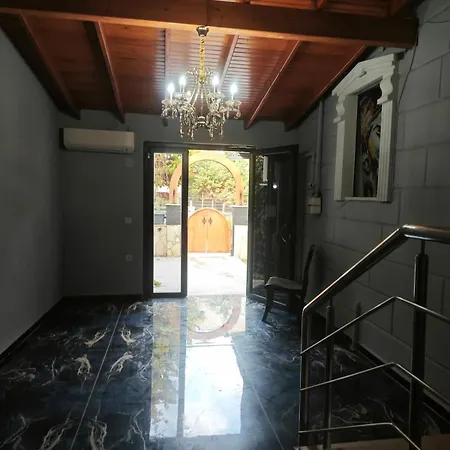 Adakonak Apartment