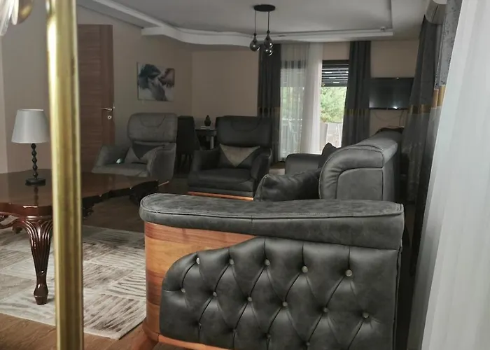 Adakonak Apartament *